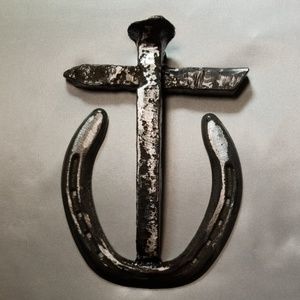 Metal Horseshoe Cross
